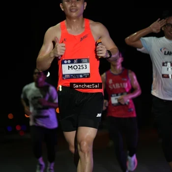 Runner Photo 7656446