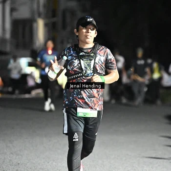 Runner Photo 7656456