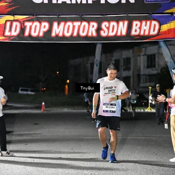Runner Photo 7656469