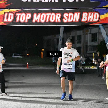 Runner Photo 7656494