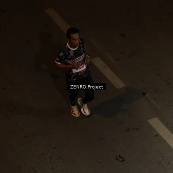 Runner Photo 7656510