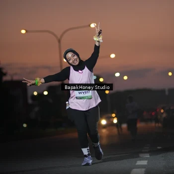 Runner Photo 7656516