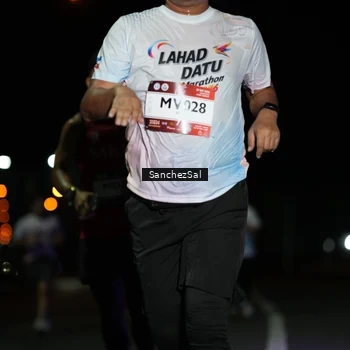 Runner Photo 7656526