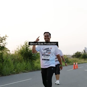 Runner Photo 7656539