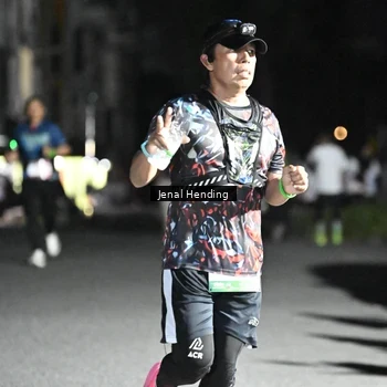 Runner Photo 7656540