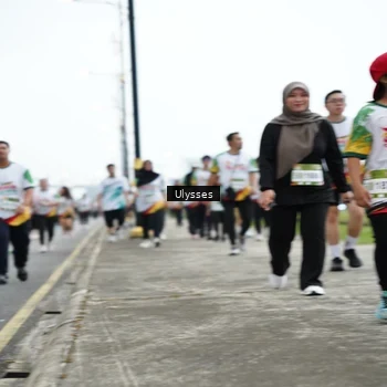 Runner Photo 7656545