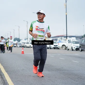 Runner Photo 7656559