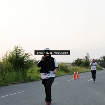 Runner Photo 7656562