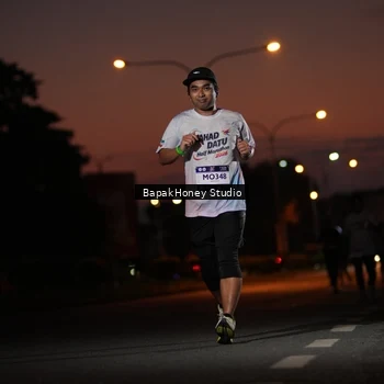 Runner Photo 7656574