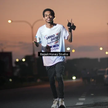 Runner Photo 7656577