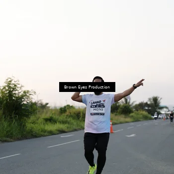 Runner Photo 7656578