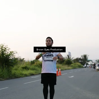 Runner Photo 7656581