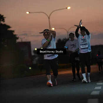Runner Photo 7656588