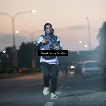 Runner Photo 7656594