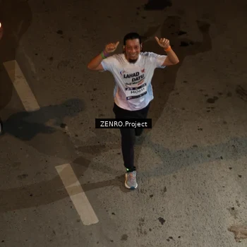 Runner Photo 7656597