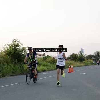 Runner Photo 7656610