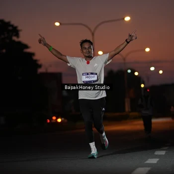 Runner Photo 7656617