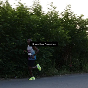 Runner Photo 7656629