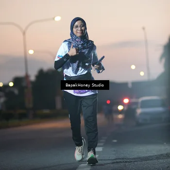 Runner Photo 7656658