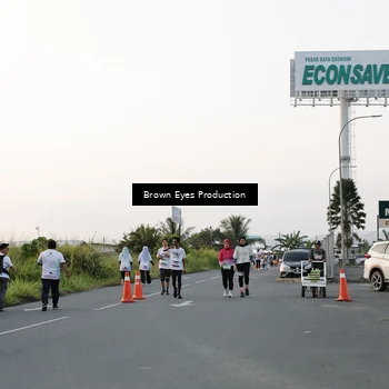 Runner Photo 7656659