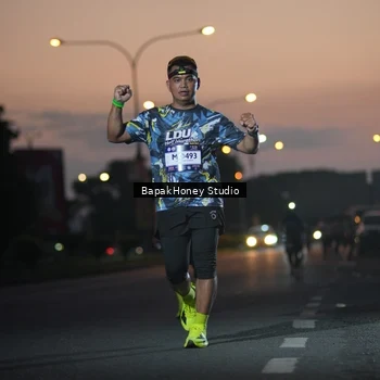 Runner Photo 7656662