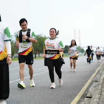 Runner Photo 7656668