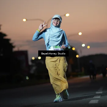 Runner Photo 7656671