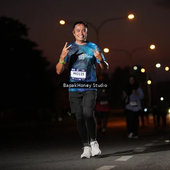 Runner Photo 7656689