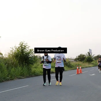 Runner Photo 7656692