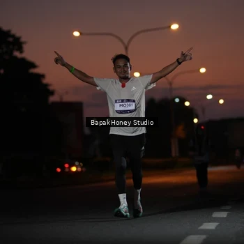 Runner Photo 7656696