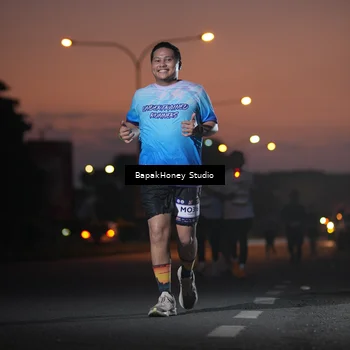 Runner Photo 7656698