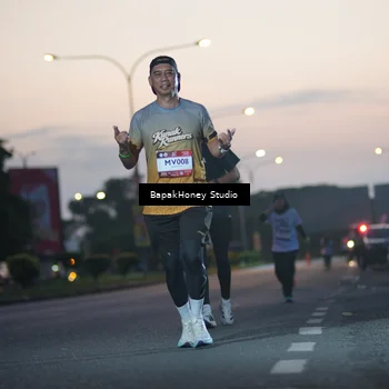 Runner Photo 7656712