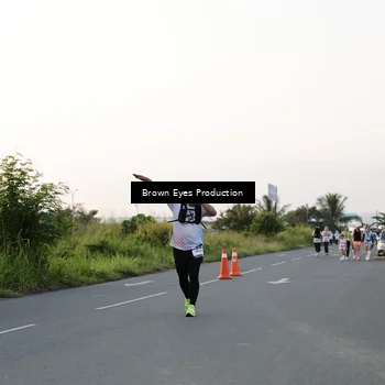 Runner Photo 7656714