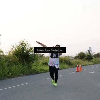 Runner Photo 7656717