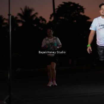 Runner Photo 7656723
