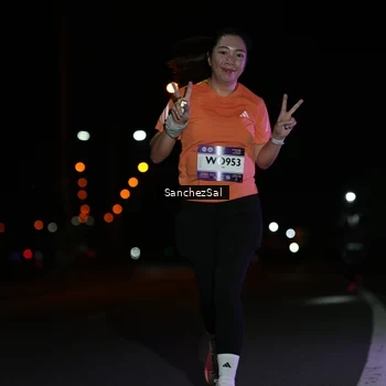 Runner Photo 7656724