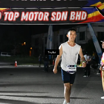 Runner Photo 7656729