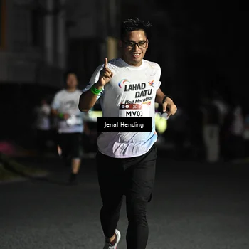 Runner Photo 7656769