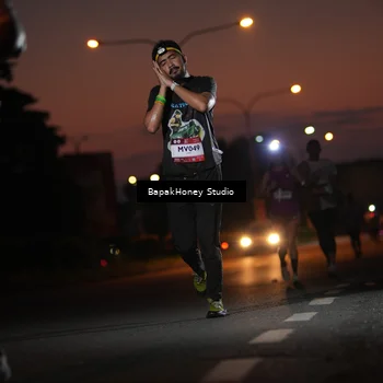 Runner Photo 7656774