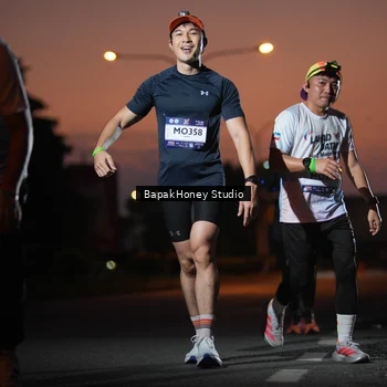 Runner Photo 7656781