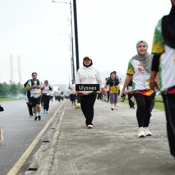 Runner Photo 7656785