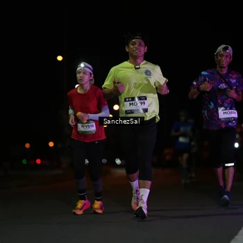 Runner Photo 7656786