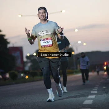 Runner Photo 7656790