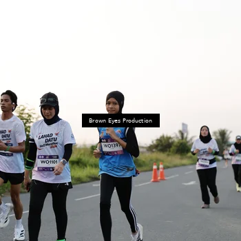 Runner Photo 7656794