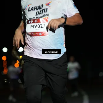 Runner Photo 7656802