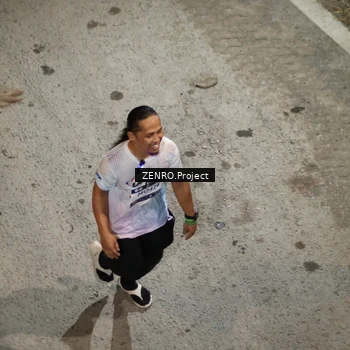 Runner Photo 7656835