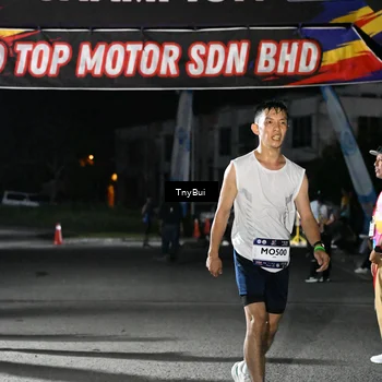 Runner Photo 7656847