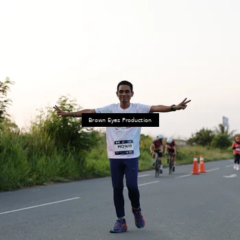 Runner Photo 7656848