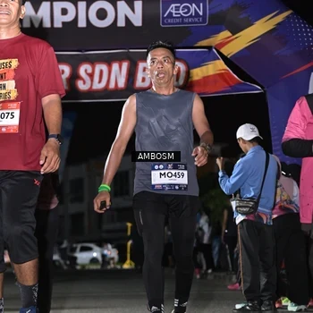 Runner Photo 7656851