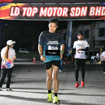 Runner Photo 7656871